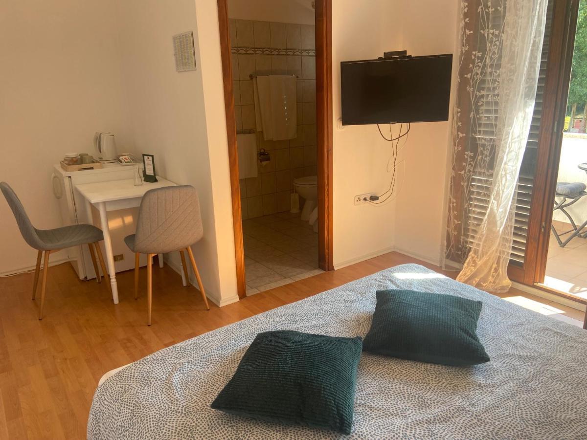 Giorgio Funtana Hotel Екстериор снимка